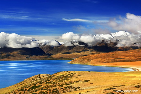 西藏阿里包车游