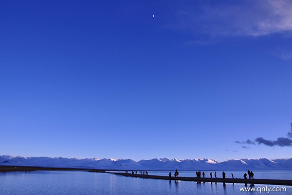 西藏旅游十大必去景点