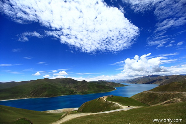 珠穆朗玛峰旅游要多少钱