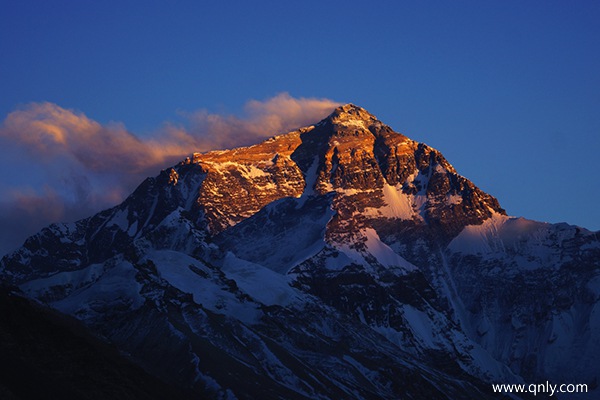 拉萨到珠峰大本营怎么去