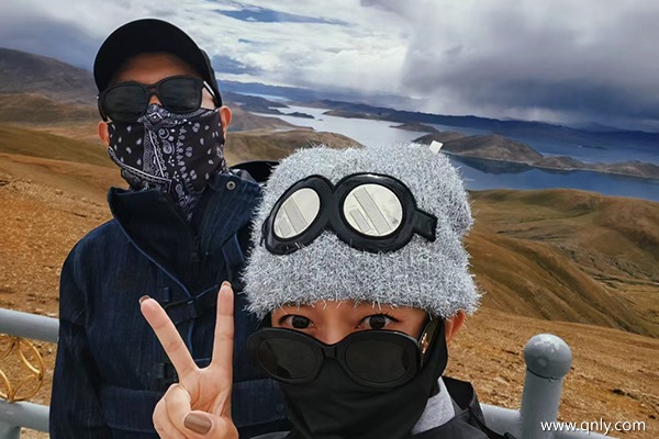 2个人预算1万去西藏够吗？