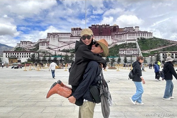 上海去西藏8天游价格是多少？